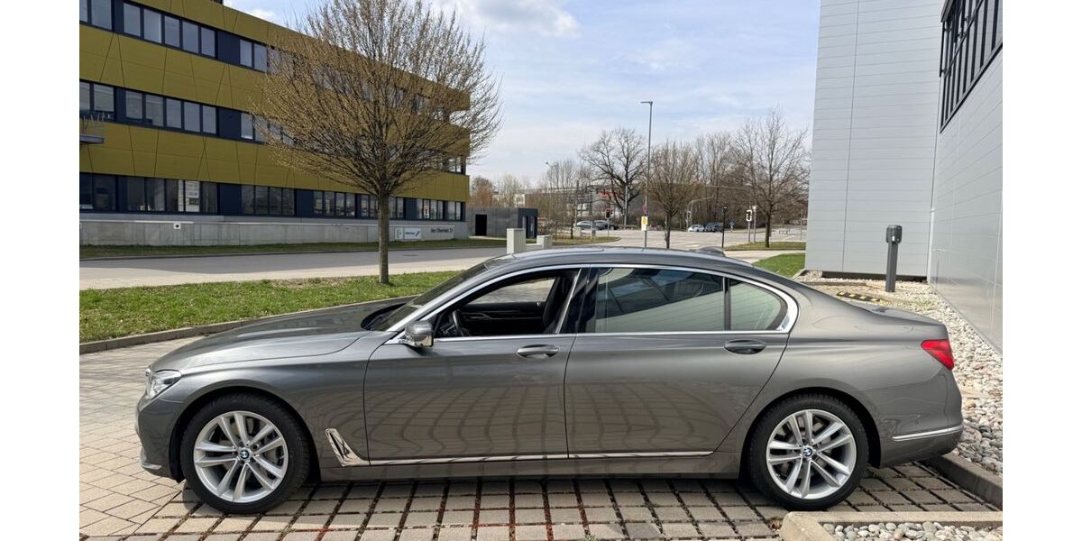 BMW 750 122.852 km 28.999 &euro; Raubling 83064