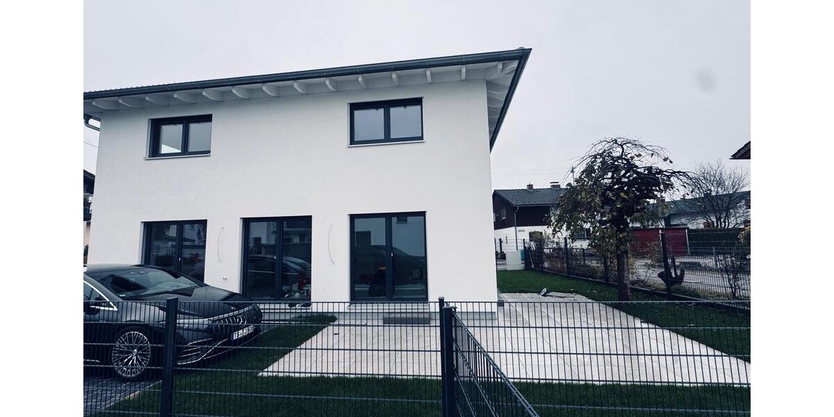 Einfamilienhaus Raubling - 4 Zimmer, 155 m&sup2;, 2.490&euro; | Angebot:19534649