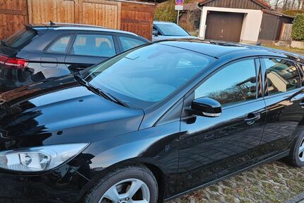 Ford Focus 92.000 km 9.000 &euro; Bruckmühl 83052