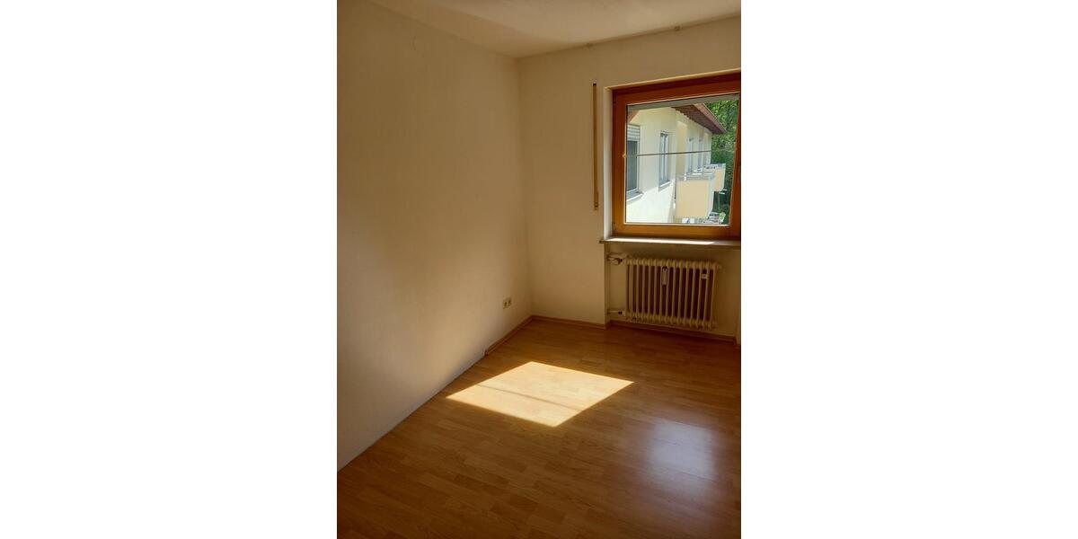 Etagenwohnung Glonn - 1.5 Zimmer, 32 m&sup2;, 520&euro; | Angebot:25886329