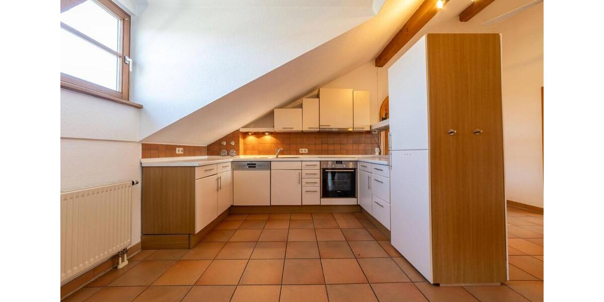 Dachgeschoßwohnung Bruckmühl - 3 Zimmer, 84 m&sup2;, 350.000&euro; | Angebot:25900903