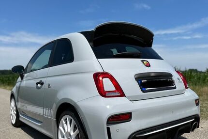 Abarth 695 30.000 km 26.800 &euro; Bruckmühl 83052