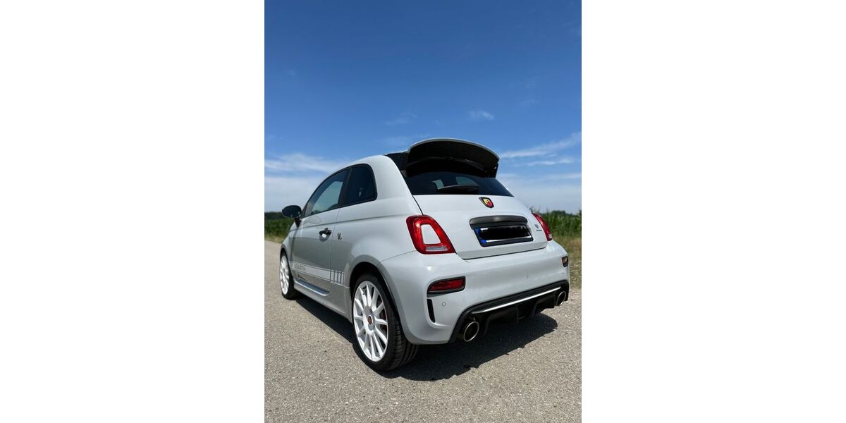 Abarth 695 30.000 km 26.800 &euro; Bruckmühl 83052