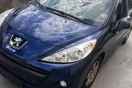 Peugeot 207 201.505 km 900 &euro; Rosenheim 83022