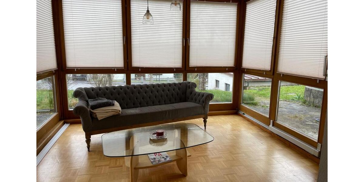 Einfamilienhaus Kirchseeon - 7 Zimmer, 270 m&sup2;, 1.450&euro; | Angebot:25590861