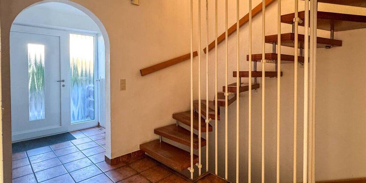 Reihenmittelhaus Kolbermoor - 6 Zimmer, 132 m&sup2;, 570.000&euro; | Angebot:26391974