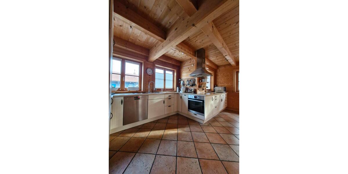 Einfamilienhaus Bernau am Chiemsee - 6 Zimmer, 172 m&sup2;, 2.950&euro; | Angebot:25138621