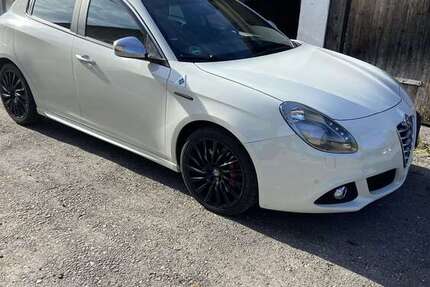 Alfa Romeo Giulietta 65.000 km 18.500 &euro; Hausham 83734