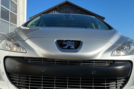 Peugeot 308 115.000 km 2.799 &euro; Großkarolinenfeld 83109