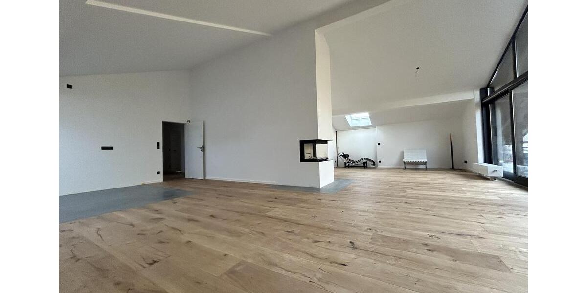 Etagenwohnung Riedering - 4.5 Zimmer, 160 m&sup2;, 2.000&euro; | Angebot:25589123