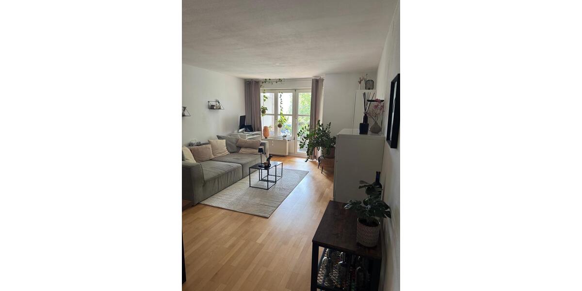 Hochparterre Rosenheim Aising - 2 Zimmer, 52 m&sup2;, 300.000&euro; | Angebot:27041024