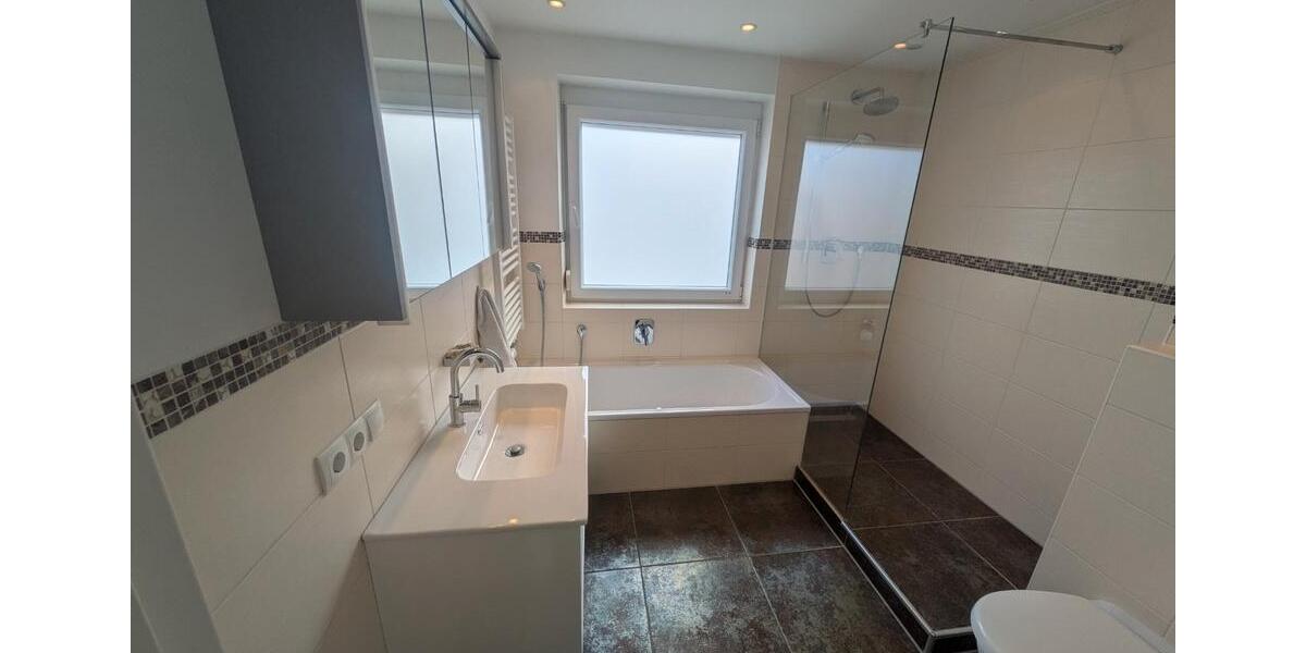 Reihenhaus Grafing bei München - 5 Zimmer, 130 m&sup2;, 2.130&euro; | Angebot:26257680