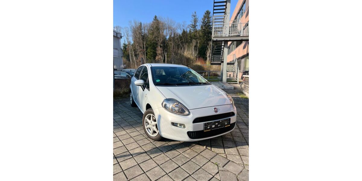 Fiat Punto 129.321 km 3.399 &euro; Rosenheim 83026