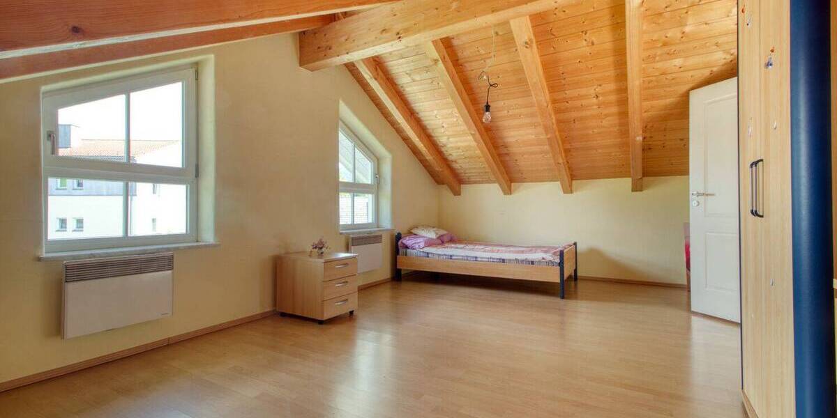 Einfamilienhaus Rohrdorf - 8 Zimmer, 260 m&sup2;, 890.000&euro; | Angebot:26595933