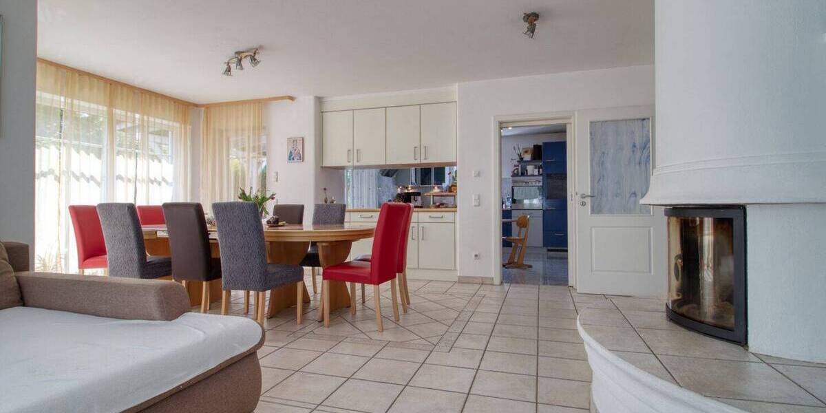 Einfamilienhaus Rohrdorf - 8 Zimmer, 260 m&sup2;, 890.000&euro; | Angebot:26595933