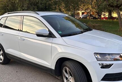Skoda Karoq 50.000 km 20.900 &euro; Bruckmühl 83052