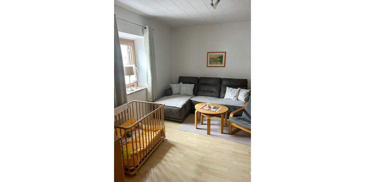 Einfamilienhaus Flintsbach - 9 Zimmer, 190 m&sup2;, 450.000&euro; | Angebot:25728122