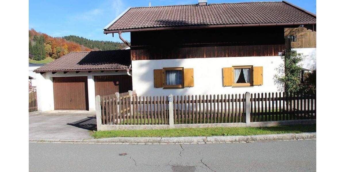 Einfamilienhaus Hausham - 8 Zimmer, 162 m&sup2;, 890.000&euro; | Angebot:25657515