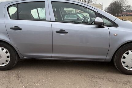 Opel Corsa 94.500 km 3.250 &euro; Großkarolinenfeld 83109