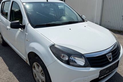 Dacia Sandero 271.000 km 1.099 &euro; Rosenheim 83024