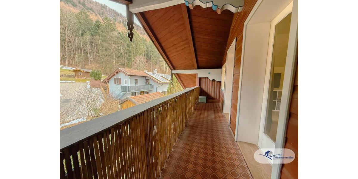Etagenwohnung Aschau im Chiemgau - 4 Zimmer, 152 m&sup2;, 1.450&euro; | Angebot:25251371
