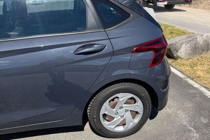 Hyundai i20 91.252 km 9.800 &euro; Rosenheim 83026
