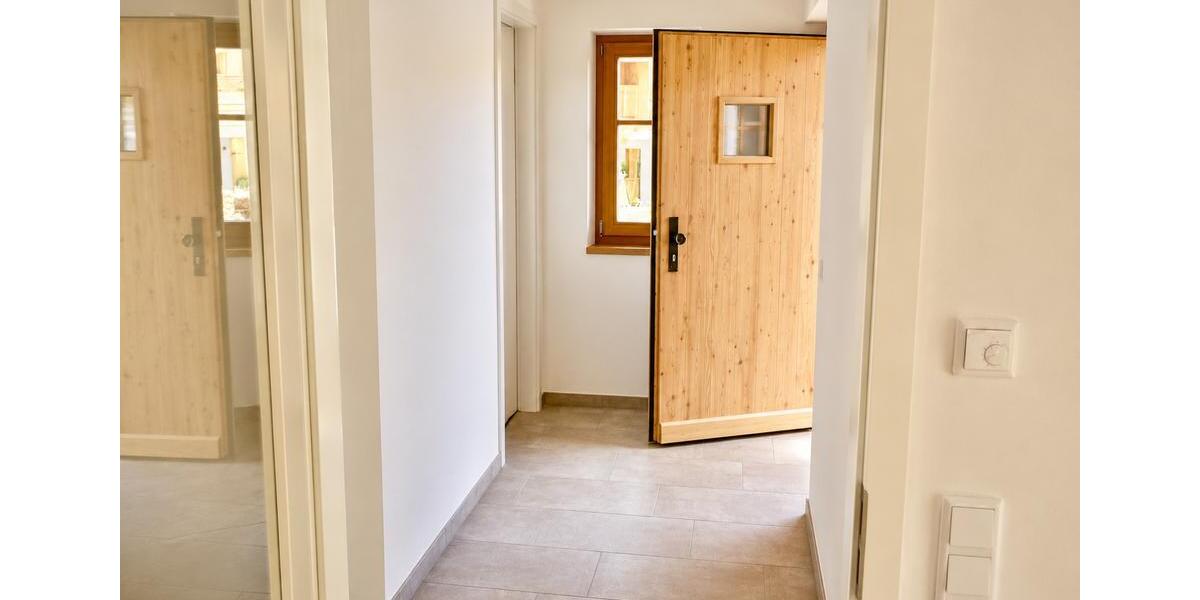 Doppelhaushälfte Schliersee - 5 Zimmer, 171 m&sup2;, 3.100&euro; | Angebot:26682469