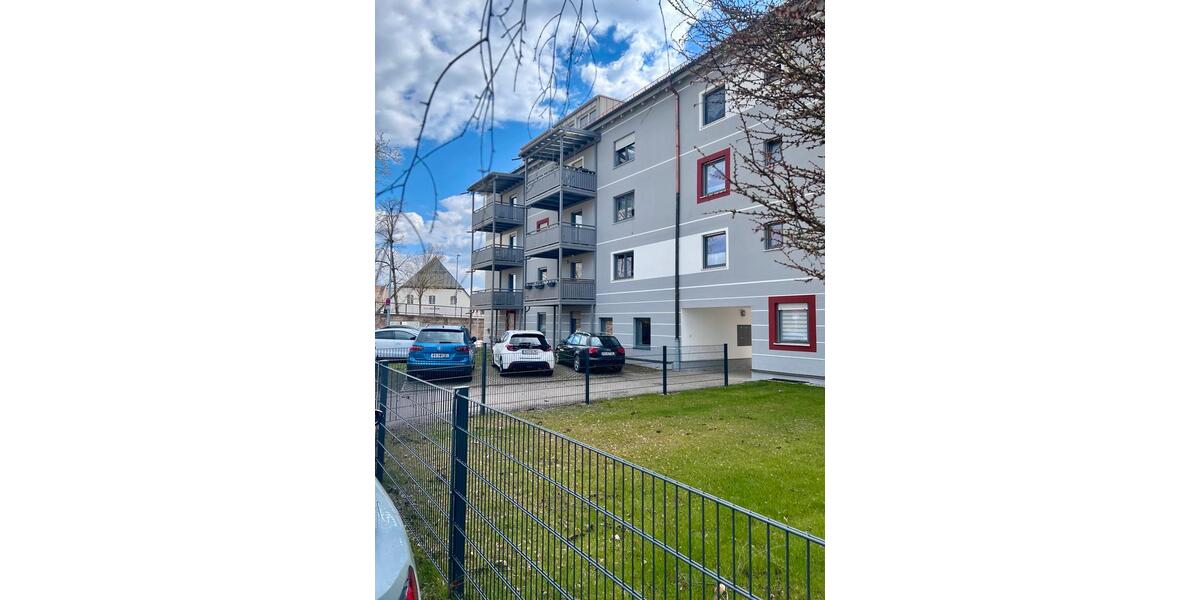 Etagenwohnung Rosenheim Aising - 2 Zimmer, 75 m&sup2;, 1.150&euro; | Angebot:26025711