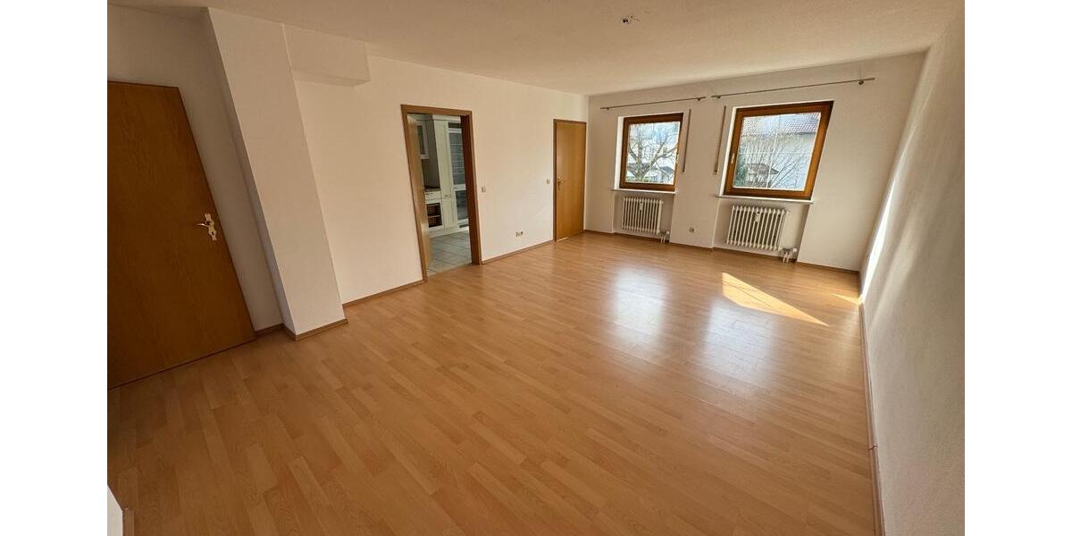 Etagenwohnung Rosenheim Aising - 2 Zimmer, 61 m&sup2;, 854&euro; | Angebot:25902005