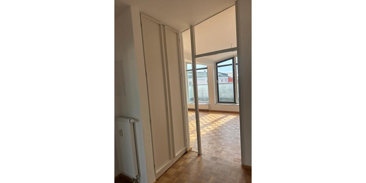 Etagenwohnung Rosenheim Innenstadt - 2 Zimmer, 46 m&sup2;, 780&euro; | Angebot:26552562