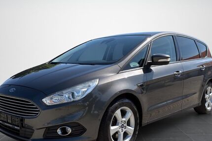 Ford S-Max 207.700 km 6.999 &euro; Valley , Landkreis Miesbach 83626
