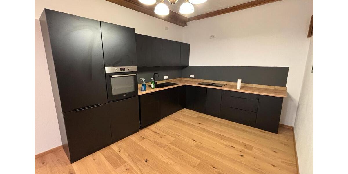 Etagenwohnung Bad Feilnbach - 5 Zimmer, 170 m&sup2;, 2.150&euro; | Angebot:26619215