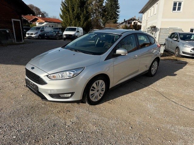 Ford Focus 77.000 km 4.299 &euro; Prien-Bachham 83209