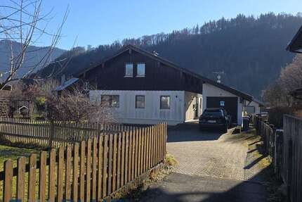 Haus Kiefersfelden - 5 Zimmer, 136 m&sup2;, 579.000&euro; | Angebot:24131768