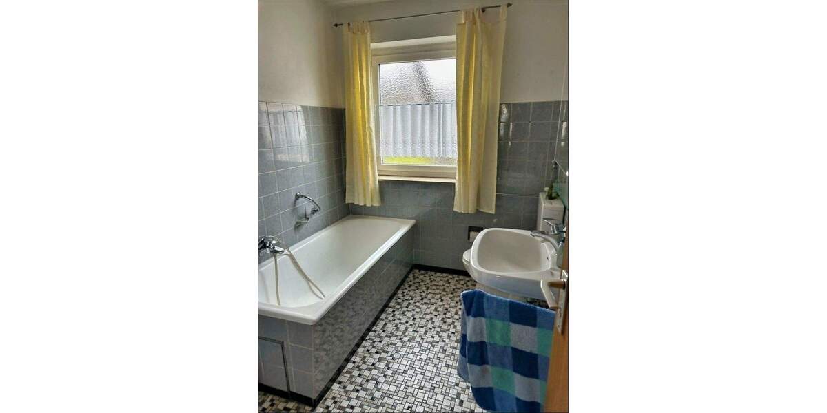 Etagenwohnung Rosenheim Aising - 3 Zimmer, 90 m&sup2;, 425.000&euro; | Angebot:25667617