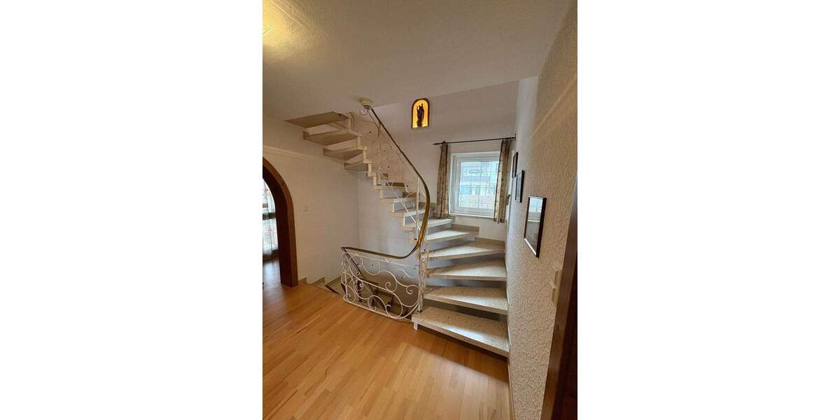 Einfamilienhaus Bernau am Chiemsee Bernau - 5 Zimmer, 180 m&sup2;, 1.100.000&euro; | Angebot:25680075