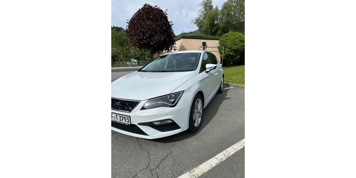 Seat Leon 96.000 km 14.300 &euro; Rosenheim 83024