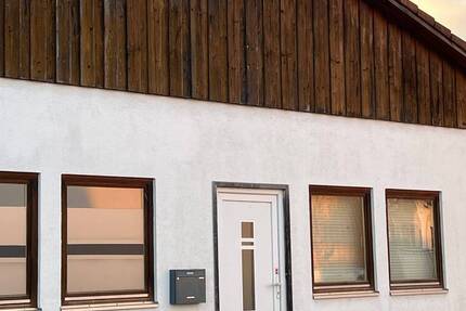 Gewerbeobjekt Eiselfing - 1 Zimmer, 41 m&sup2;, 800&euro; | Angebot:25769093