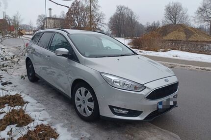 Ford Focus 109.000 km 8.100 &euro; Bad Aibling 83043