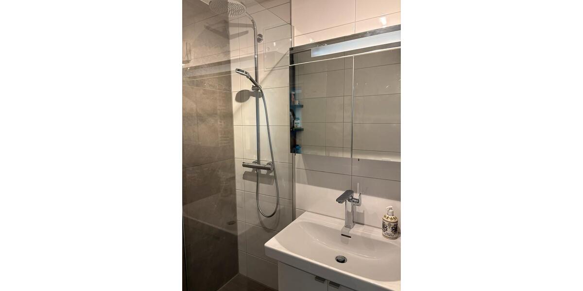 Erdgeschoßwohnung Bad Endorf - 2 Zimmer, 50 m&sup2;, 259.000&euro; | Angebot:26876938