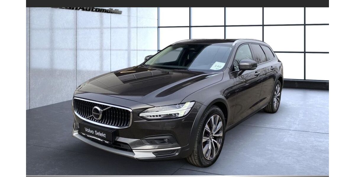 Volvo V90 Cross Country 134.690 km 32.990 &euro; Kolbermoor 83059