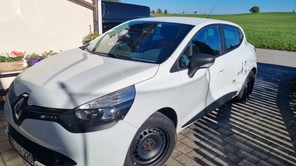 Renault Clio 86.000 km 6.700 &euro; Prutting 83134