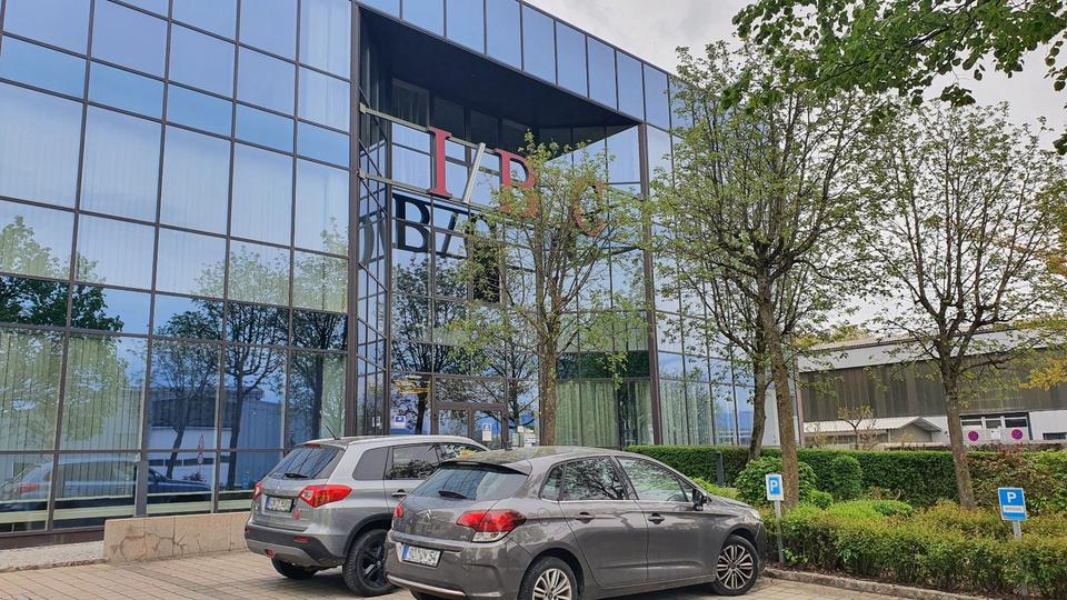 Gewerbeobjekt Rosenheim Aising - 350&euro; | Angebot:24706231