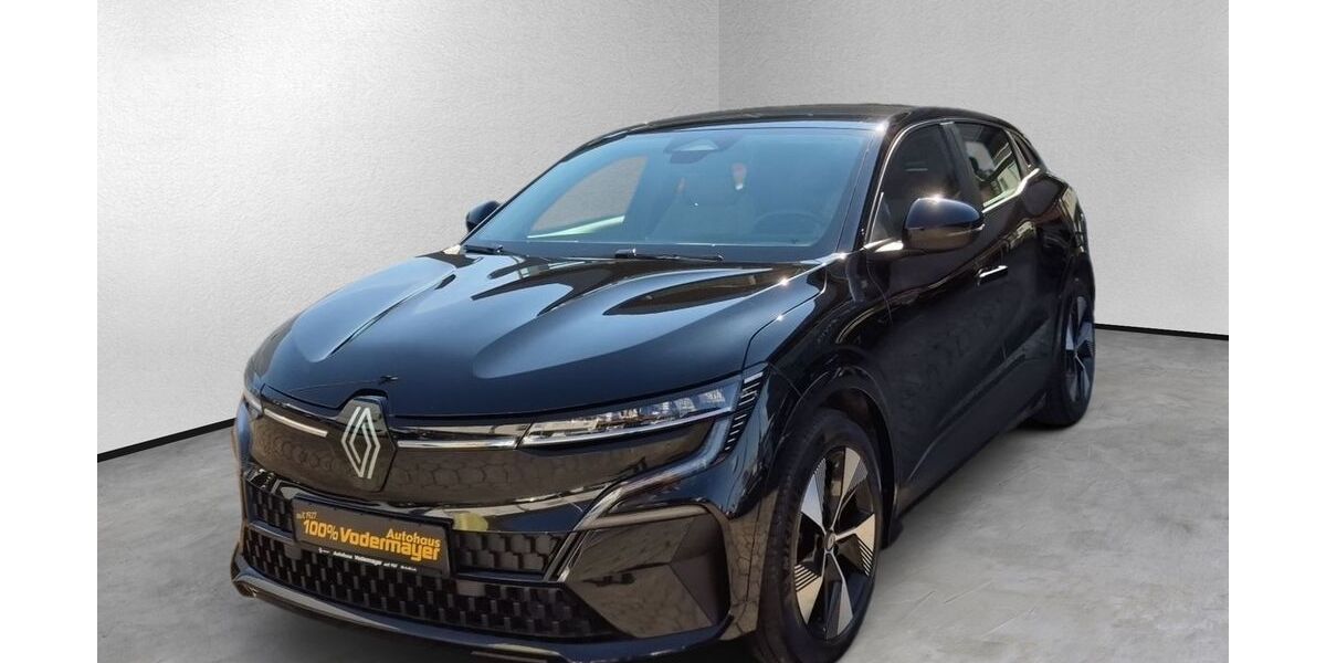 Renault Megane 80.922 km 22.690 &euro; Rosenheim 83022