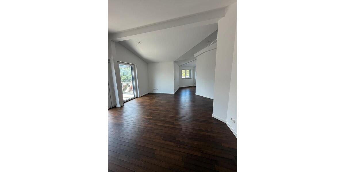 Dachgeschoßwohnung Kirchseeon - 2 Zimmer, 65 m&sup2;, 490.000&euro; | Angebot:26814276