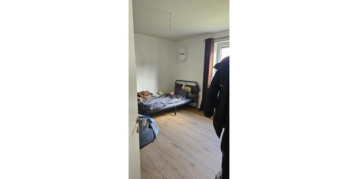 Erdgeschoßwohnung Kolbermoor - 3 Zimmer, 77 m&sup2;, 1.250&euro; | Angebot:25637771