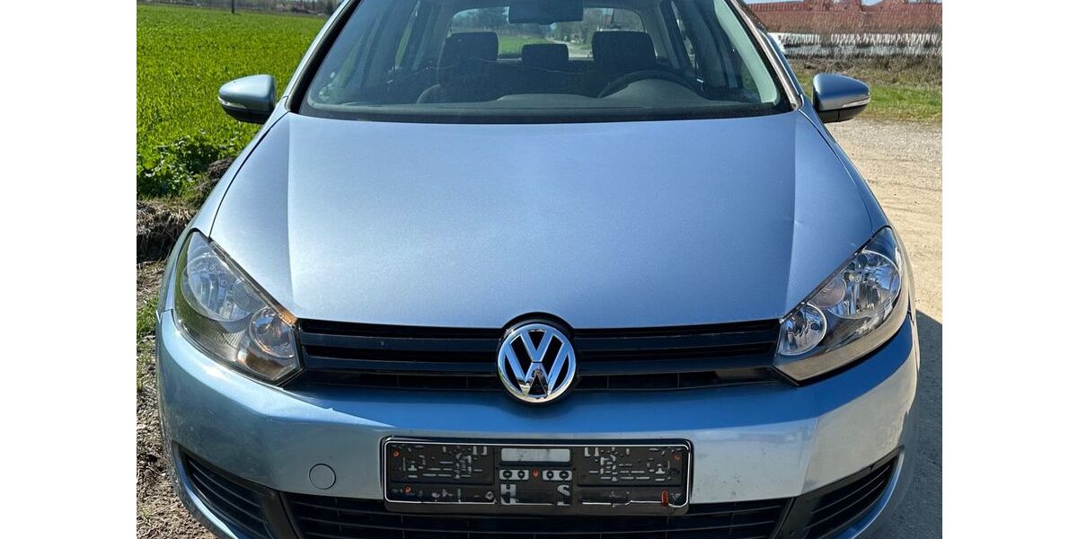 VW Golf 108.000 km 3.999 &euro; Großkarolinenfeld 83109