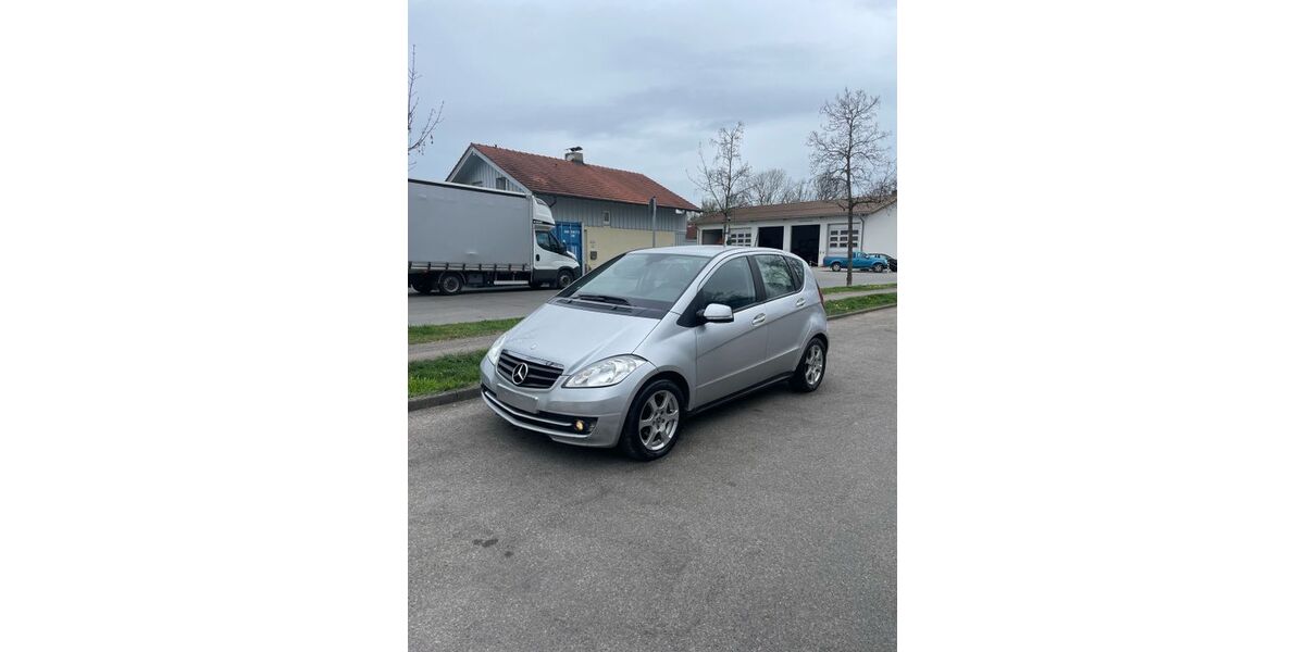 Mercedes-Benz A 180 211.548 km 1.299 &euro; Kolbermoor 83059
