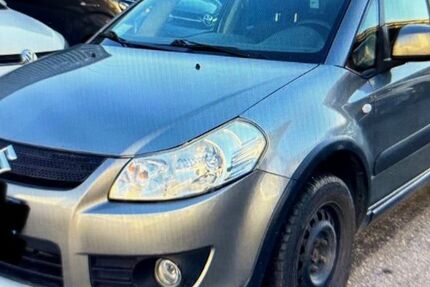 Suzuki SX4 161.600 km 4.900 &euro; Miesbach 83714