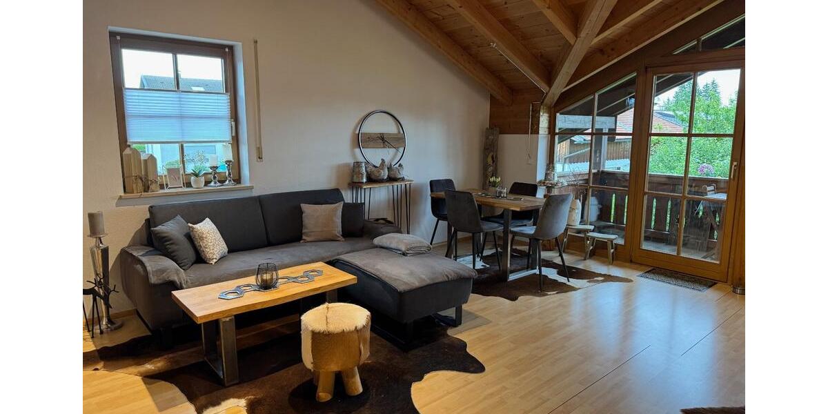 Dachgeschoßwohnung Raubling - 2 Zimmer, 65 m&sup2;, 340.000&euro; | Angebot:24256405